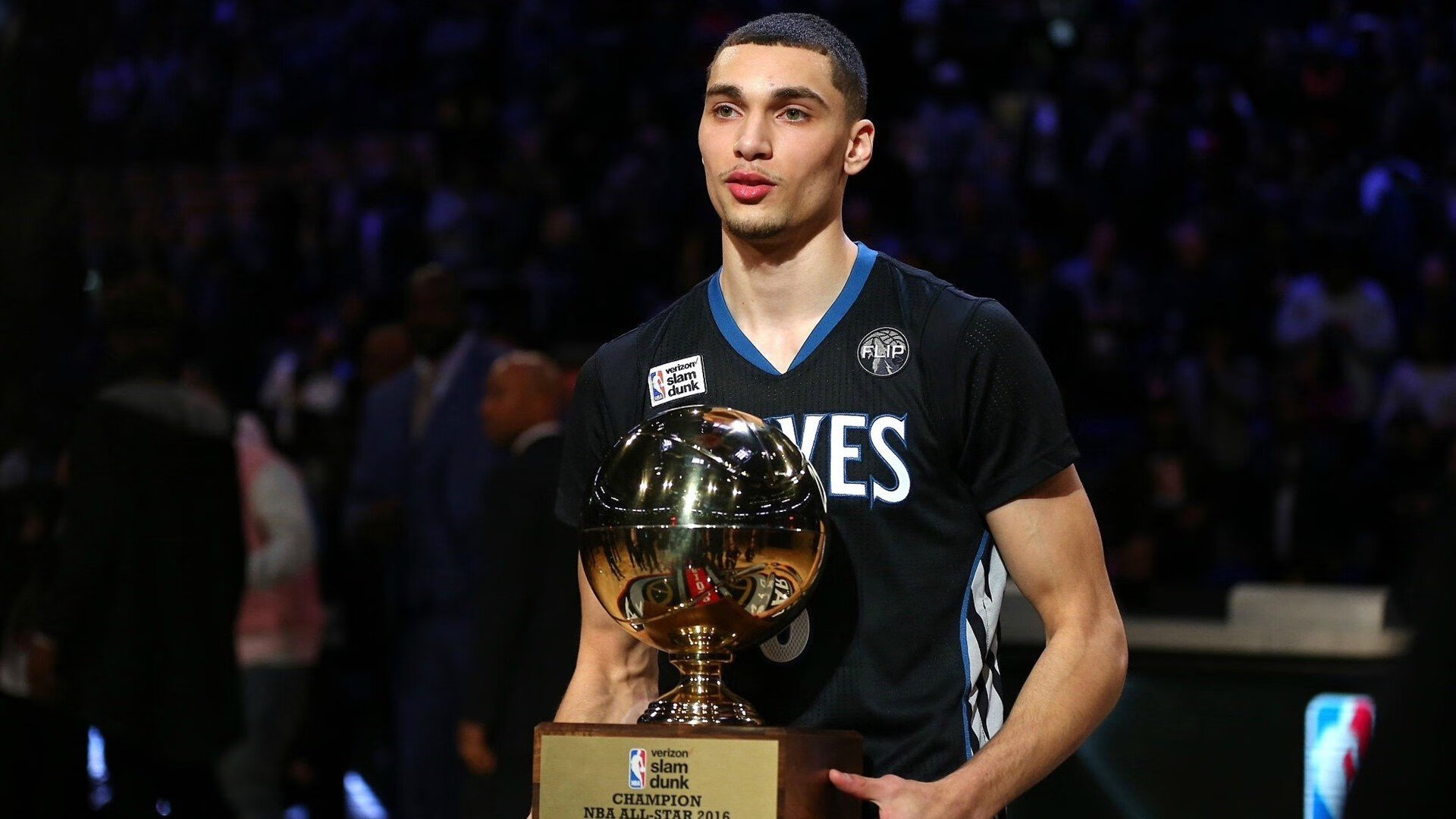 湖人队士气振奋,准备迎战季后赛,湖人队下赛季